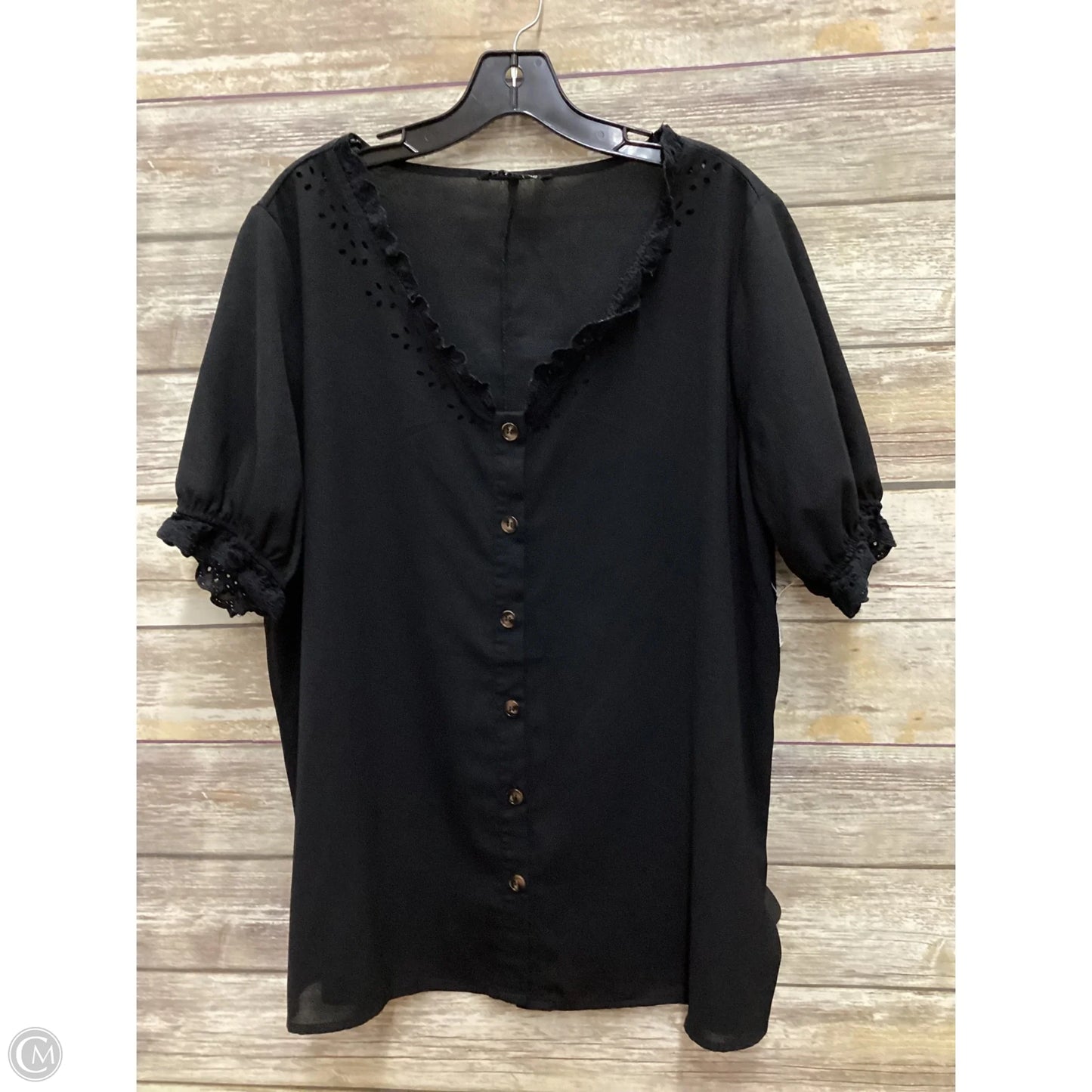 Blouse Short Sleeve By Clothes Mentor In Black, Size: Xl