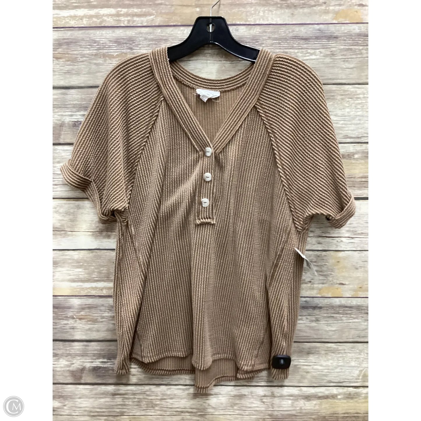 Top Short Sleeve By Andree By Unit In Brown, Size: M