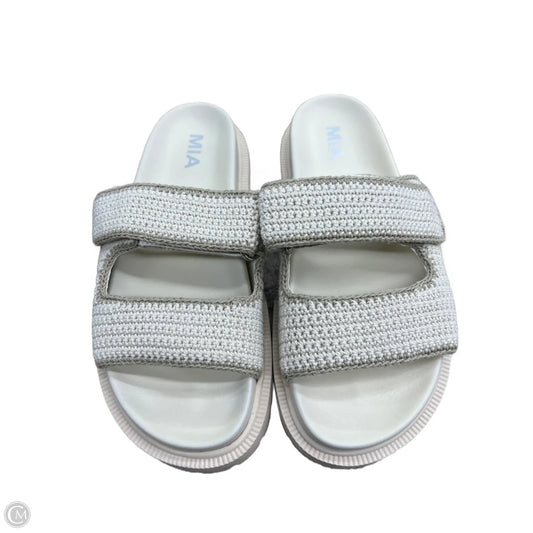 Sandals Flats By Mia In Cream, Size: 8
