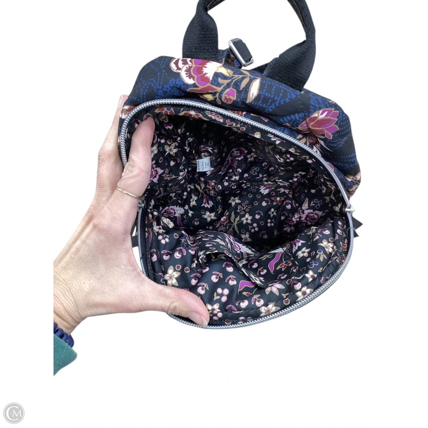 Backpack By Vera Bradley, Size: Small