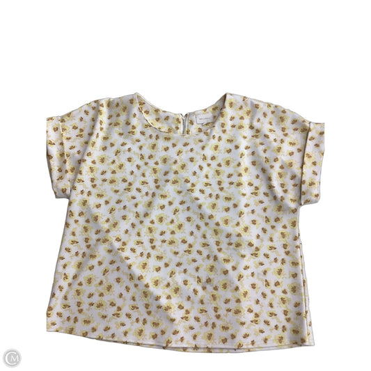 Top Short Sleeve By Melloday In Yellow, Size: Xl