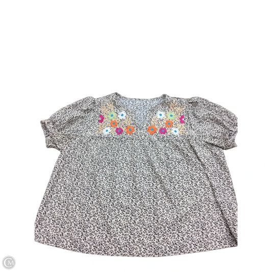Top Short Sleeve By Clothes Mentor In Multi-colored, Size: 3x