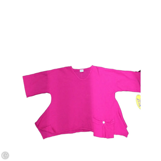 Top Short Sleeve By Oh My Gauze In Pink, Size: S