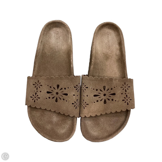 Sandals Flats By Free People In Tan, Size: 8