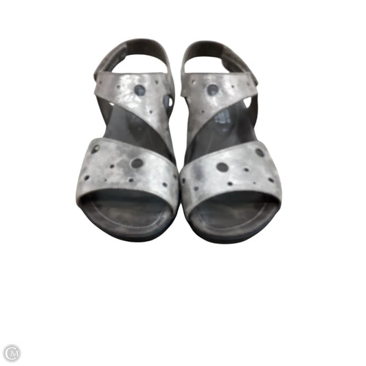 Sandals Heels Wedge By Mephisto In Taupe, Size: 6