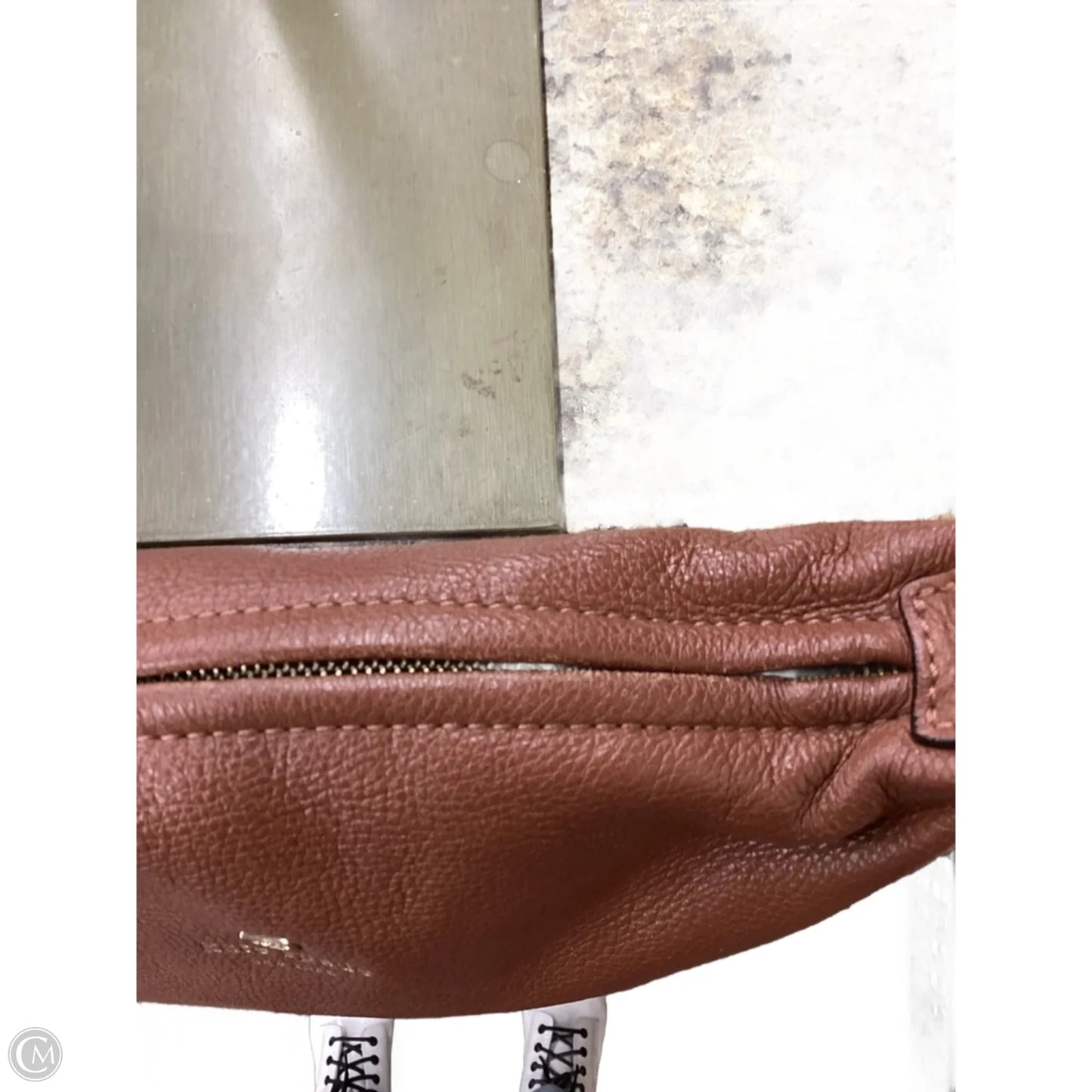 Crossbody Designer By Kate Spade, Size: Medium