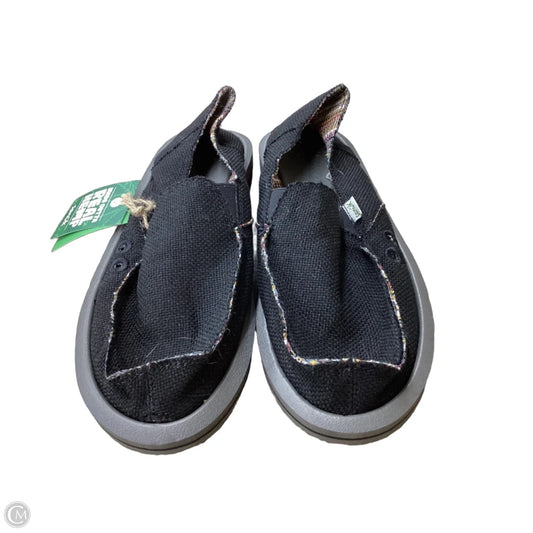 Shoes Flats By Sanuk In Black & Grey, Size: 10