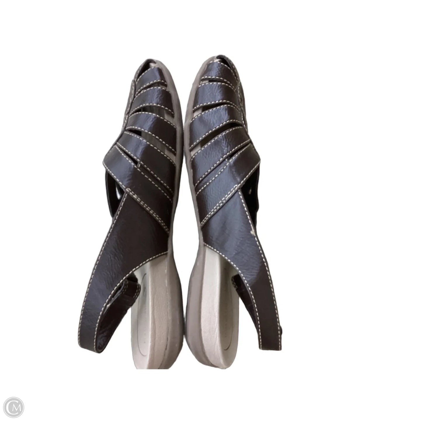 Shoes Flats By Bare Traps In Brown, Size: 7