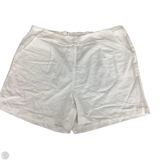 Shorts By Venus In White, Size: 22
