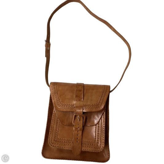 Crossbody Leather By Clothes Mentor, Size: Medium