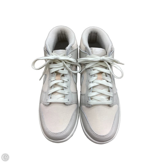 Shoes Athletic By Nike In Cream & Grey, Size: 10