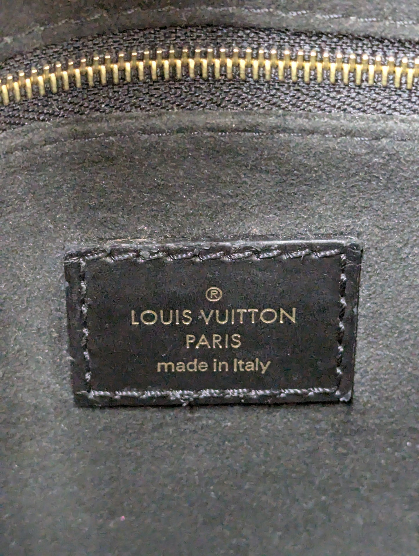 Handbag Luxury Designer By Louis Vuitton, Size: Small