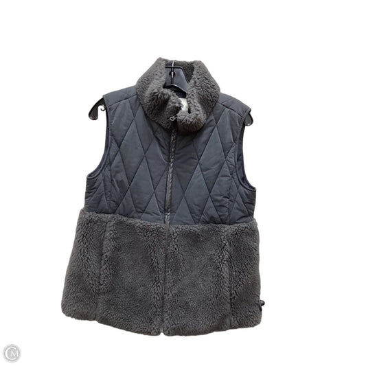 Vest Faux Fur & Sherpa By Dylan In Grey, Size: M