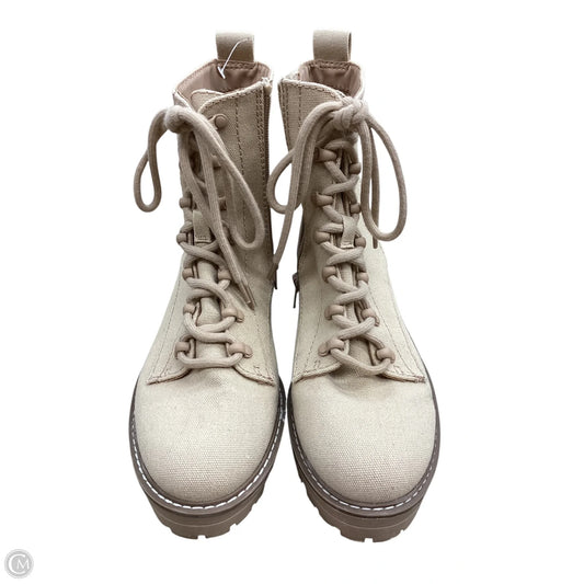 Boots Combat By Universal Thread In Tan, Size: 9