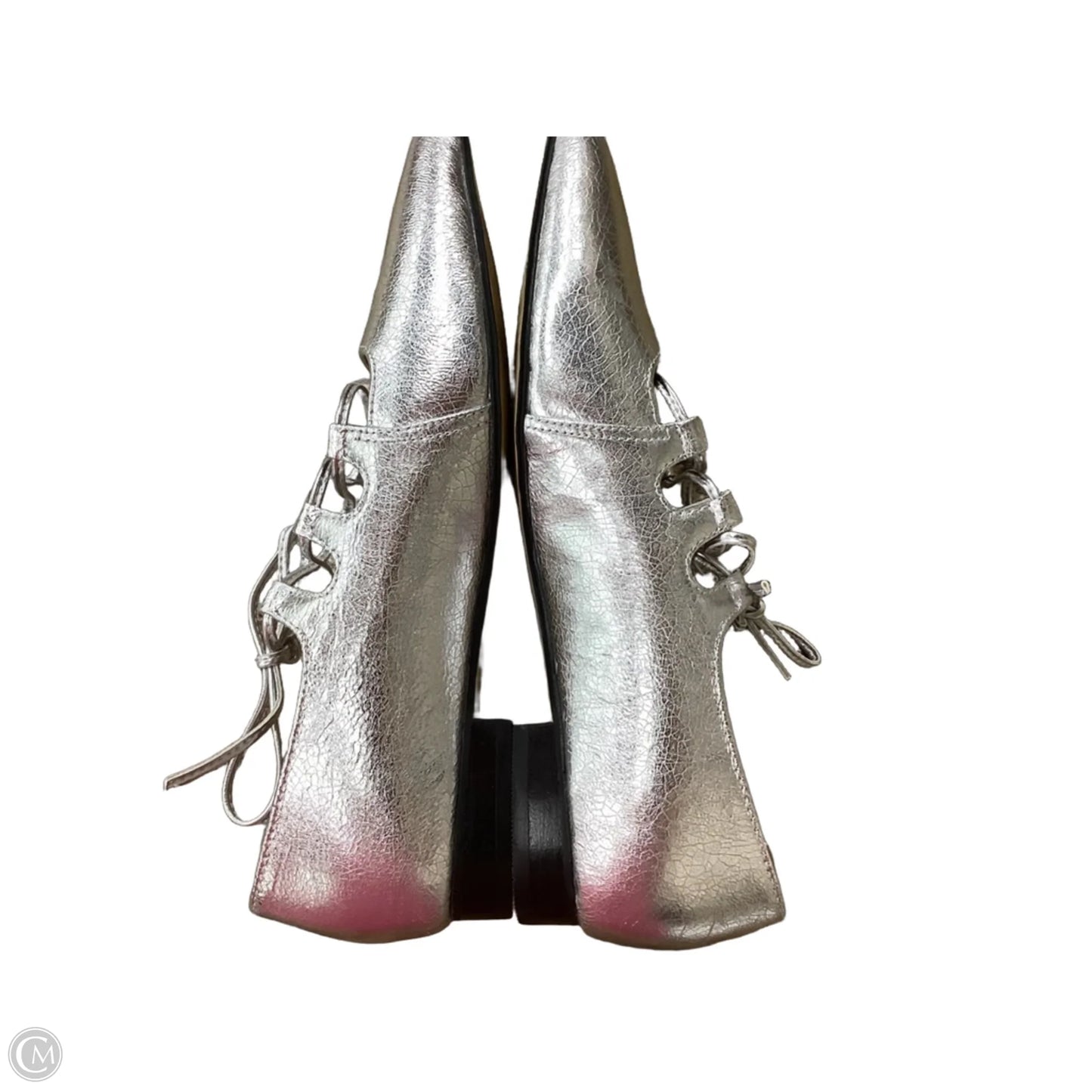 Shoes Flats By Clothes Mentor In Silver, Size: 8.5