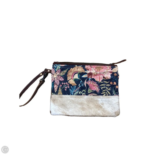 Wristlet By Myra, Size: Medium