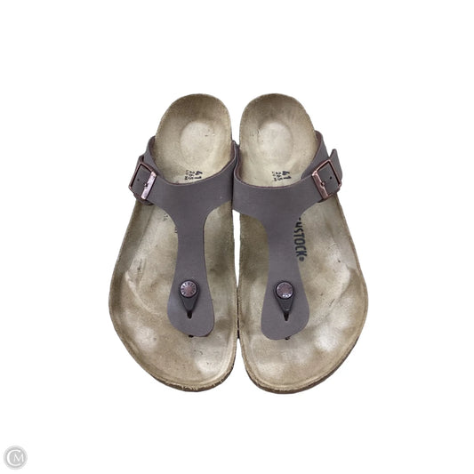Sandals Flats By Birkenstock In Brown, Size: 10.5