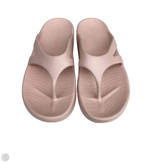 Sandals Flats By Skechers In Pink, Size: 10