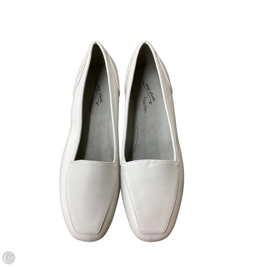 Shoes Flats By Easy Street In White, Size: 8