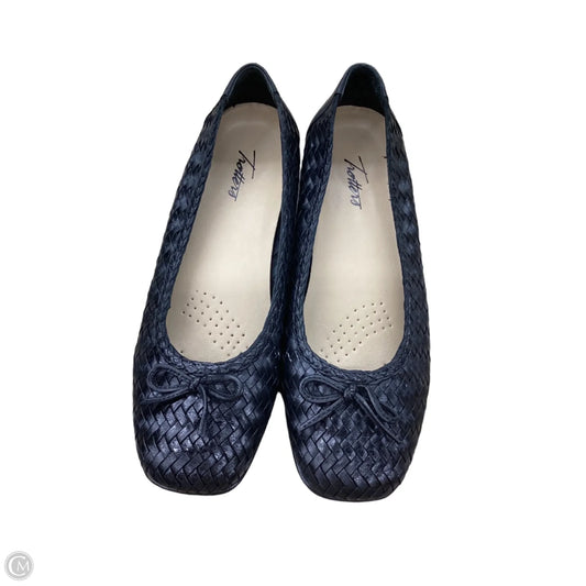 Shoes Flats By Clothes Mentor In Black, Size: 9